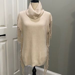 Acrobat fringe sweater